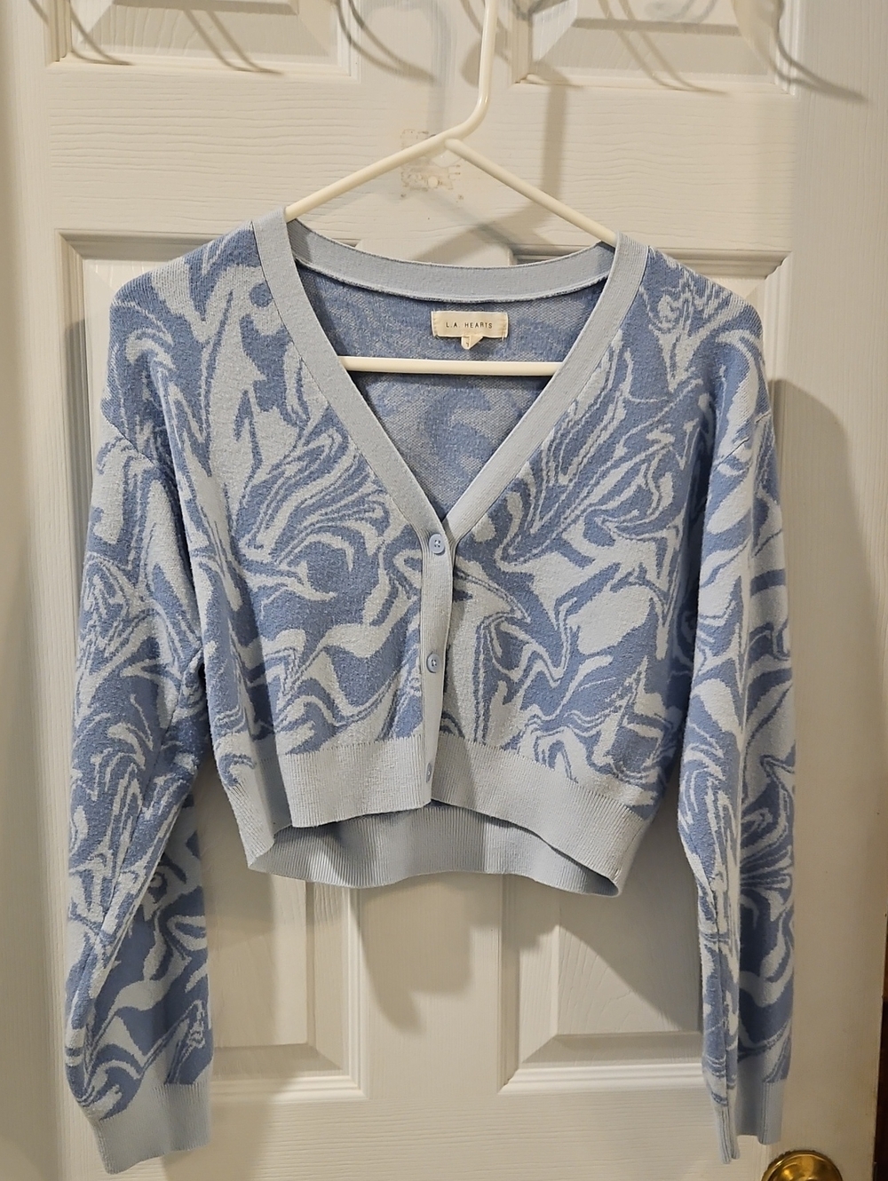 LA Made Light Blue & White Swirl V-Neck Cropped Cardigan